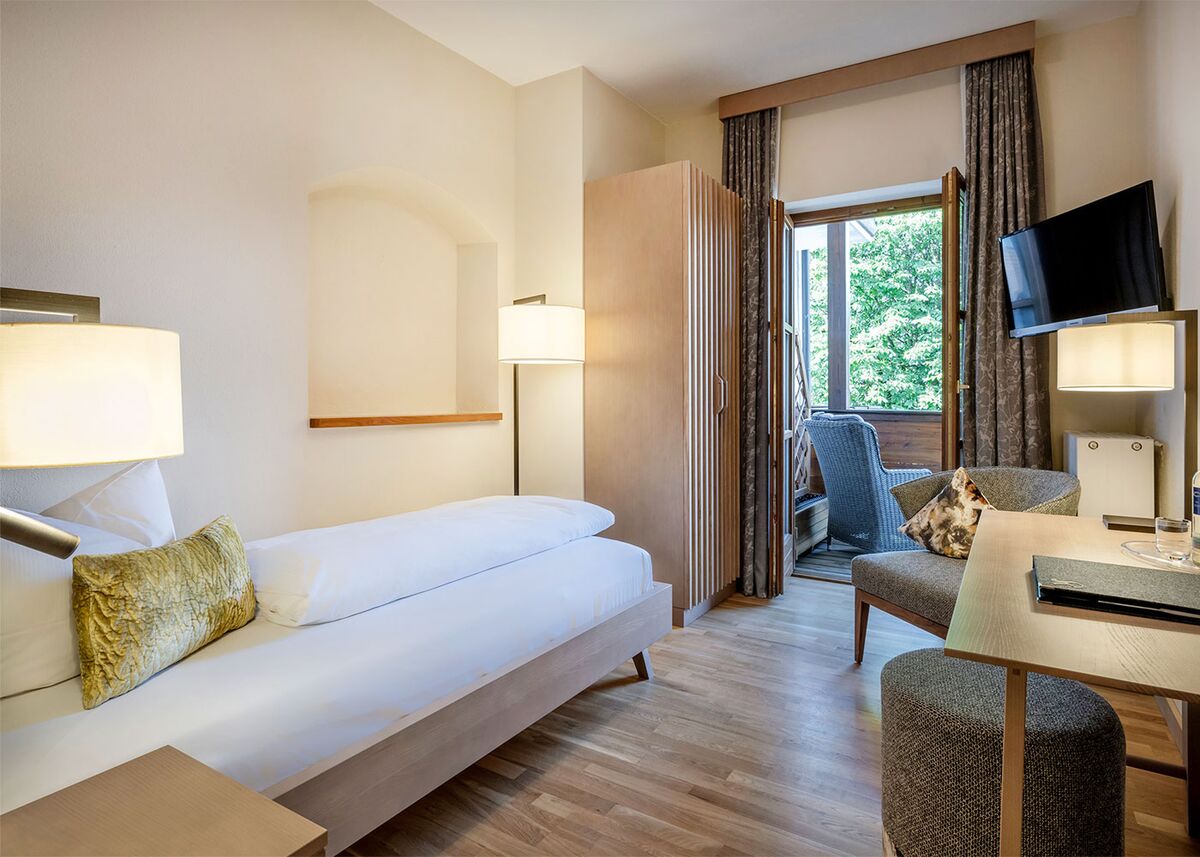 Premuim-Einzelzimmer: Haupthaus-Einzelzimmer mit Balkon