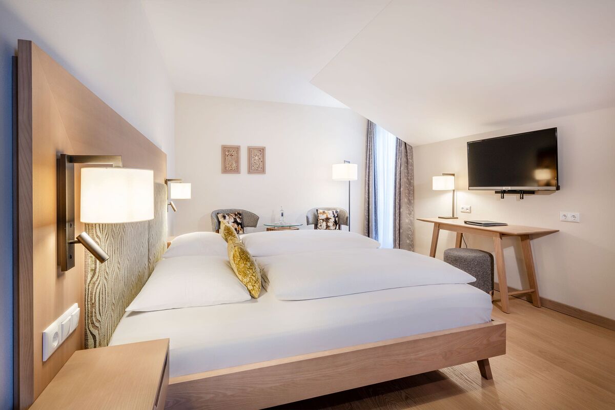 Doppelzimmer mit technischer Ausstattung