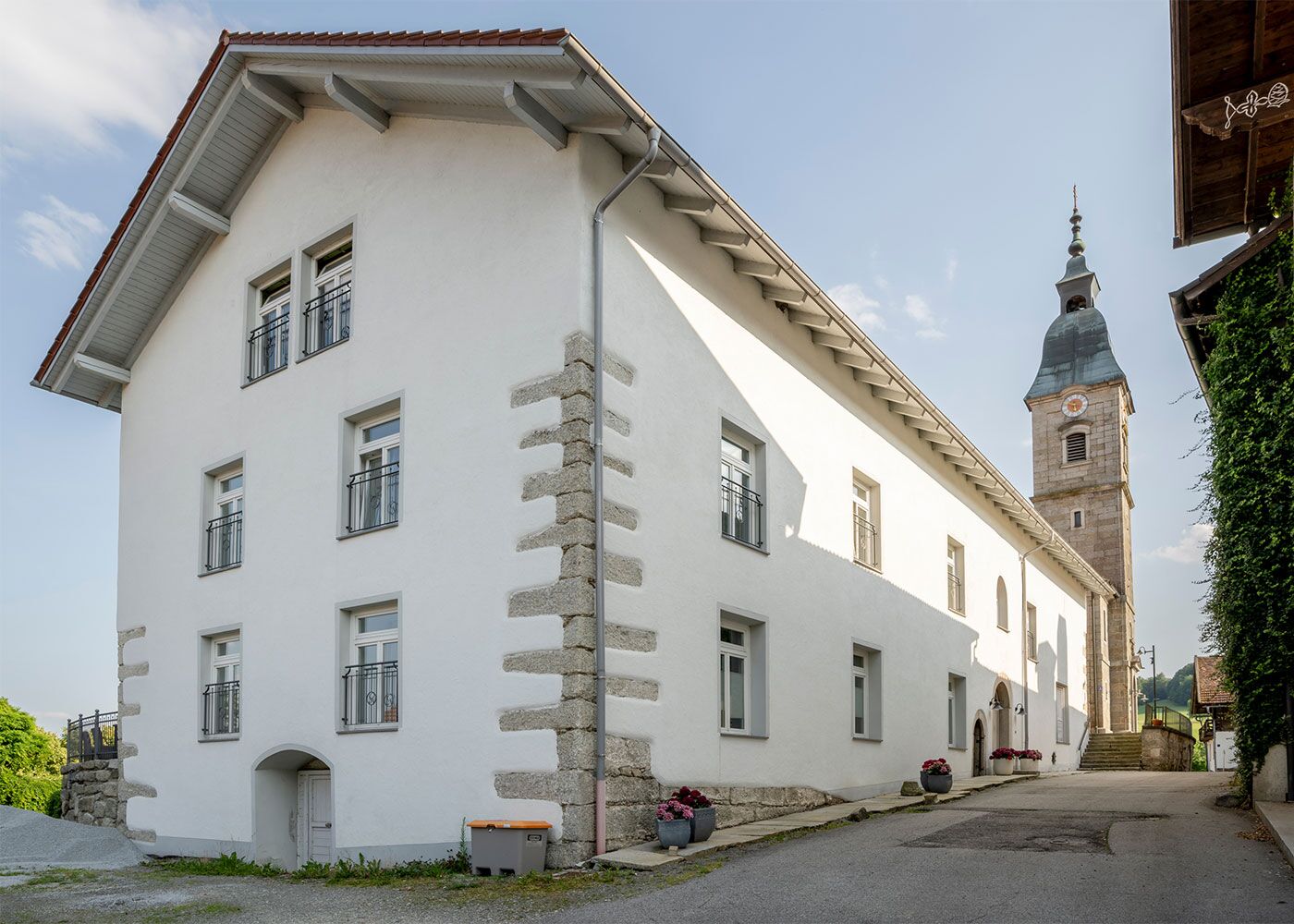 Außenansicht: Altes Brauhaus mit renovierten Zimmern