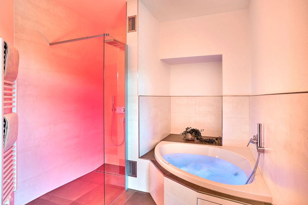 Verwöhnen im Whirlpool