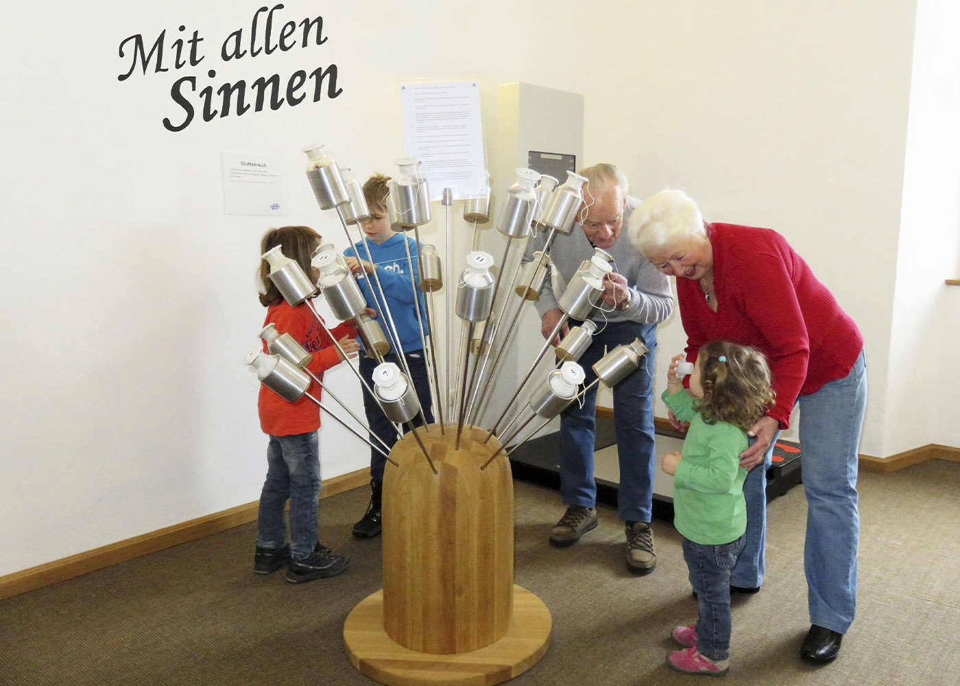 Ausflugsziel: Bayerwald Xperium in St. Englmar mit 100 naturwissenschaftlichen Experimentierstationen